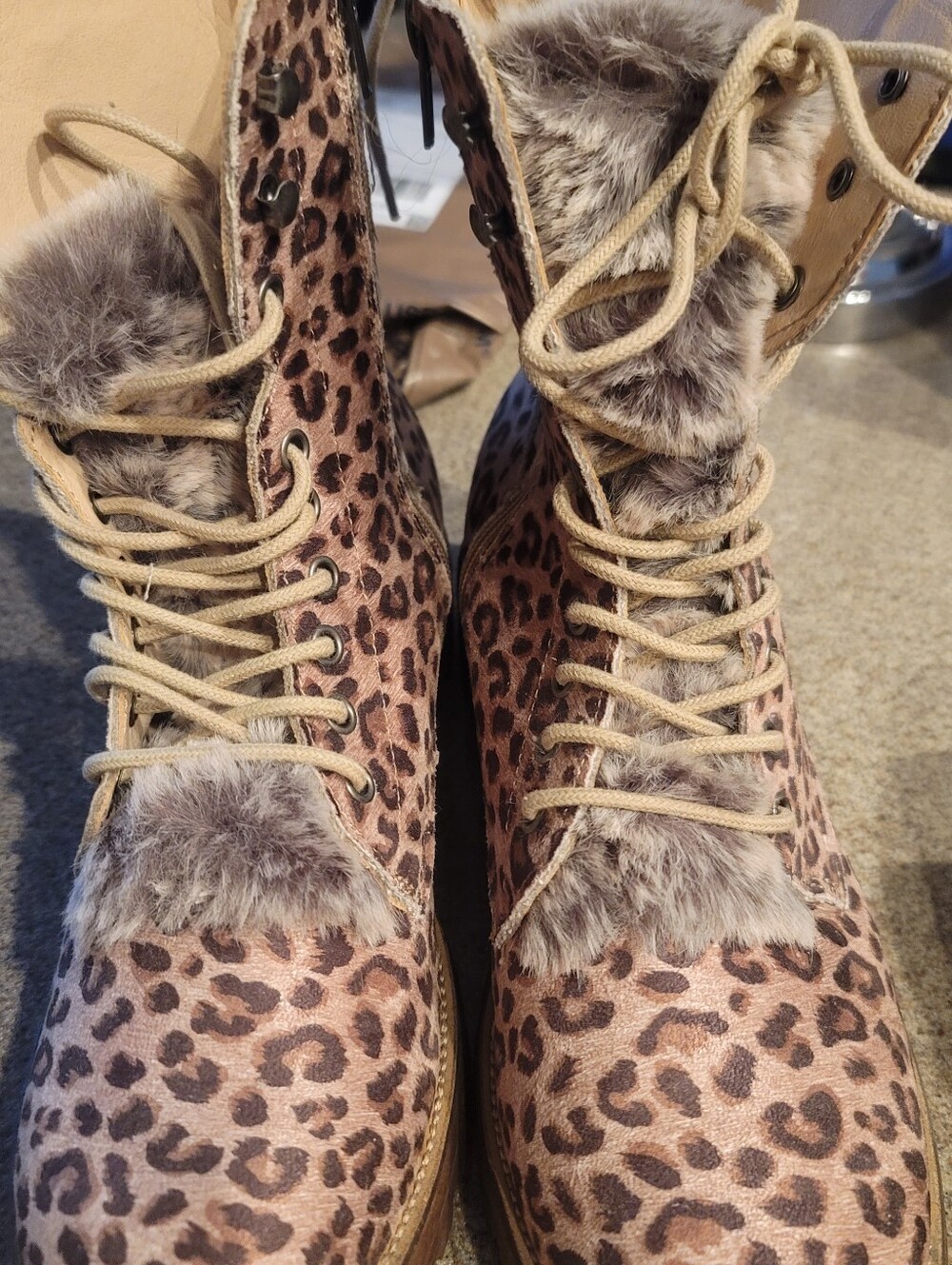 Leopard Print Faux Fur Lace-Up Women's Boots - Tan